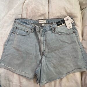 NWT Abercrombie & Fitch the dad short